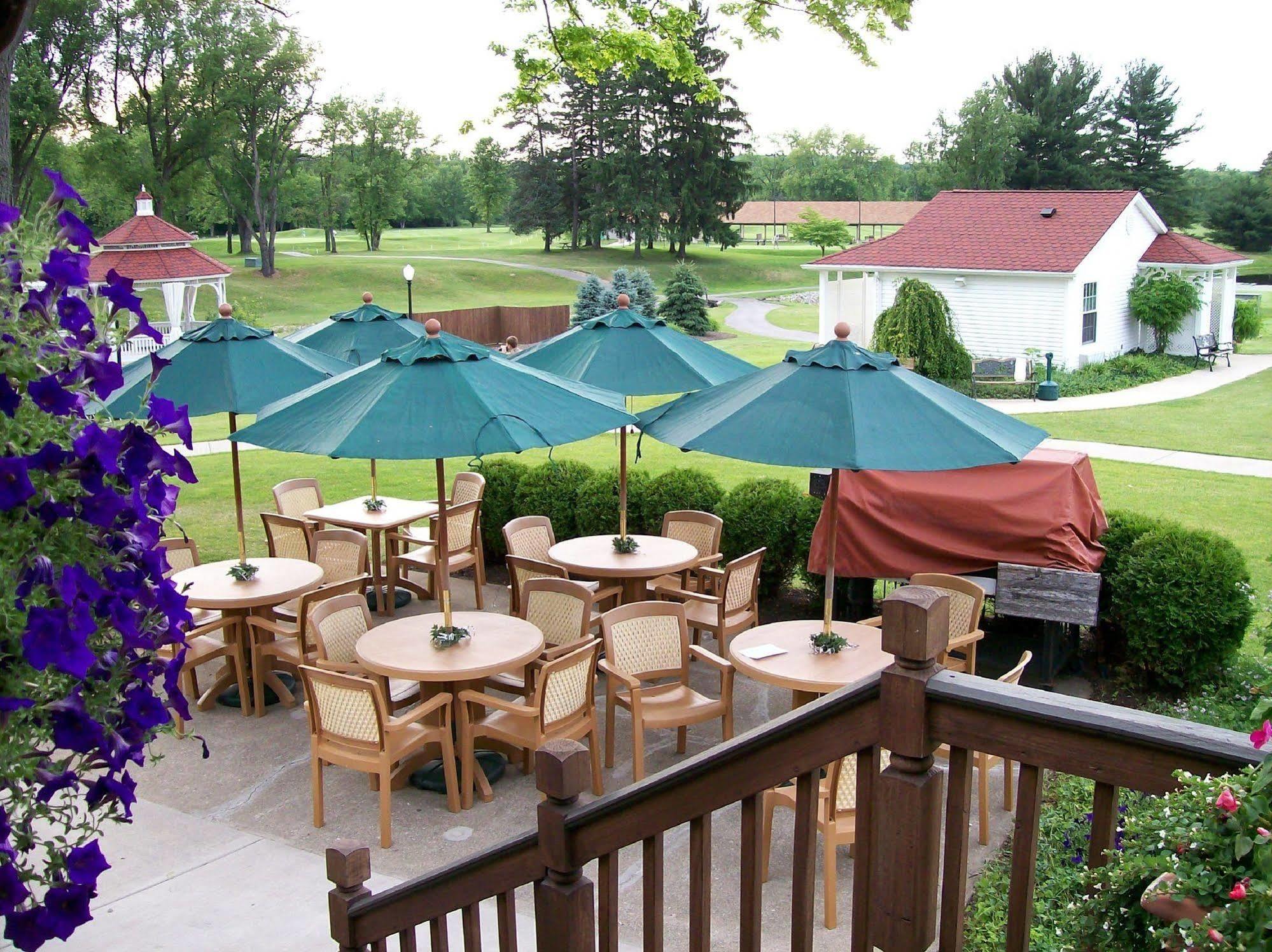 Julias Bed And Breakfast Hubbard Restaurant billede